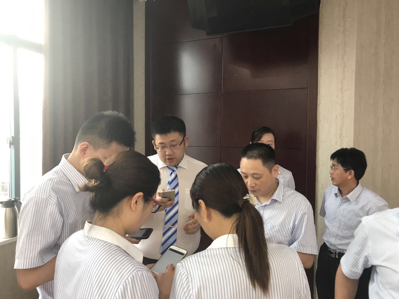 沈寅鑫老师为靖江农商行精英作网格化精准营销培训相关图片