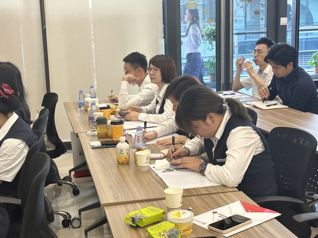 沈寅鑫老师赴华南工商银行开展保险营销与资产管理获客培训相关图片