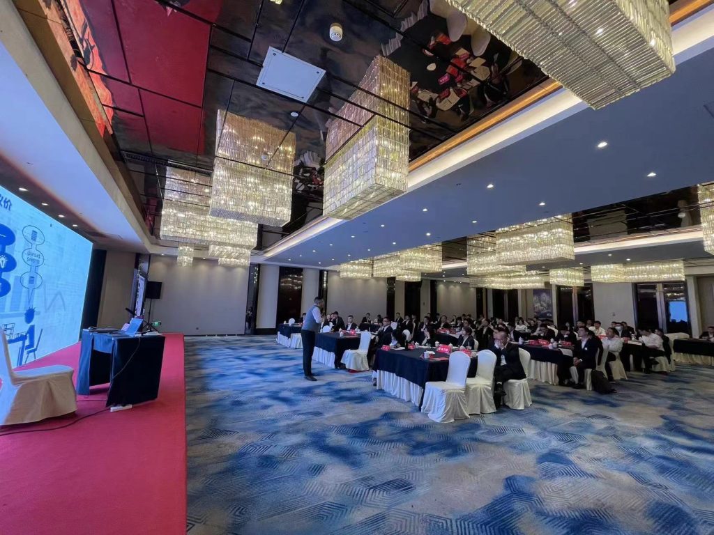 沈寅鑫老师在松阳为龙湾农商行开展信贷业务活动量分解培训相关图片