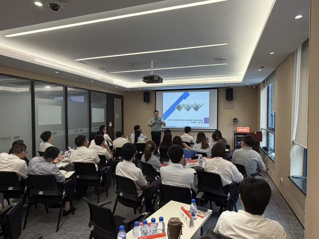 平安银行“战翼计划”下杭州，实战演练助力一线营销提质增效相关图片